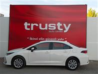 Toyota Corolla 1.8 Hybrid Dream e-CVT 98 Ps Sedan