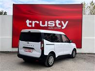 Ford Transit Courier 1.5 TDCI Deluxe 95 Ps Van