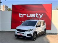 Peugeot Rifter 1.5 BlueHDI Allure 132 Ps Combi