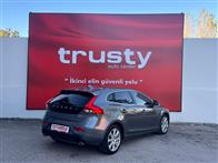 Volvo V40 1.5 T3 Inscription Geartronic 150 Hp Hatchback