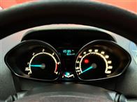 Ford Tourneo Courier 1.5 TDCI Titanium Plus 95 Ps Kombi