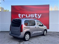Opel Combo 1.5 CDTI Excellence Otomatik 132 Ps Kombi