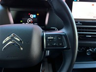 Citroen C4 1.2 PURETECH SHINE EAT8