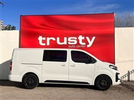 Opel Vivaro 2.0 TD Cargo Elegance XL 180 Ps AT8