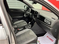 Volkswagen T-Roc 1.5 TSI ACT R Line DSG 150 Ps SUV