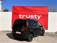 Opel Combo 1.5 CDTI Ultimate Otomatik 132 Ps Kombi