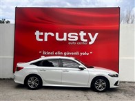 Honda Civic 1.6 i-VTEC ECO Elegance 123 Hp Sedan