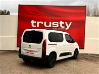 Citroen Berlingo 1..5 BlueHDI Shine EAT8 130 PS