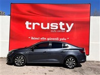 Renault Megane 1.3 Tce İcon EDC Sedan 140 PS
