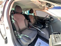 Renault Megane 1.3 Tce JOY COMFORT EDC 140 PS SD