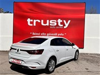 Renault Megane 1.3 Tce JOY COMFORT EDC 140 PS SD