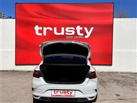 Renault Megane 1.3 Tce JOY COMFORT EDC 140 PS SD