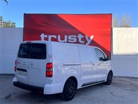 Opel Vivaro 2.0 TD Cargo Elegance XL 180 Ps AT8