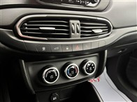 Fiat Egea 1.4 Fire Easy Plus 95 hp Sedan