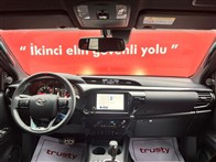 Toyota Hi-Lux 2.8 D-4D 4x4 Hi-Cruiser Otomatik 174 Hp Çift Kabin