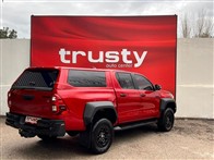 Toyota Hi-Lux 2.8 D-4D 4x4 Hi-Cruiser Otomatik 174 Hp Çift Kabin