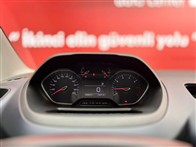 Peugeot Rifter 1.5 BlueHDI Allure EAT8 132 Ps Combi