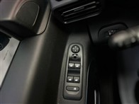 Peugeot Rifter 1.5 BlueHDI Allure EAT8 132 Ps Combi