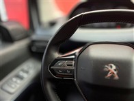 Peugeot Rifter 1.5 BlueHDI Allure EAT8 132 Ps Combi