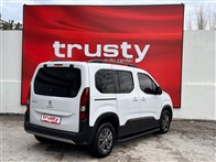 Peugeot Rifter 1.5 BlueHDI Allure EAT8 132 Ps Combi