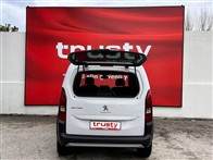 Peugeot Rifter 1.5 BlueHDI Allure EAT8 132 Ps Combi