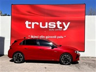 Opel Astra-e Ultimate 156 PS