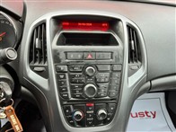 Opel Astra 1.6 Edition 114 Hp Sedan