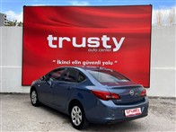 Opel Astra 1.6 Edition 114 Hp Sedan