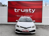 Toyota Auris 1.33 Life 98 Hp Hatchback