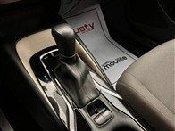 Toyota Corolla 1.5 VİSİON MDS SEDAN