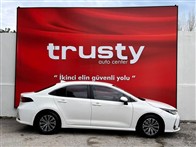 Toyota Corolla 1.5 VİSİON MDS SEDAN