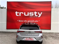 Opel Astra 1.2 Turbo GS AT8 130 PS