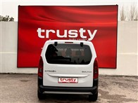 Citroen Berlingo 1..5 BlueHDI Shine EAT8 130 PS