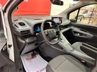 Opel Combo 1.5 CDTI Ultimate Otomatik 132 Ps Kombi