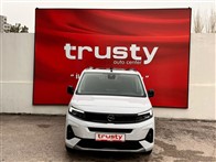 Opel Combo 1.5 CDTI Ultimate Otomatik 132 Ps Kombi
