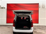 Opel Combo 1.5 CDTI Ultimate Otomatik 132 Ps Kombi