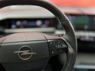 Opel GRANDLAND 1.2 Hybrid e-DCS GS