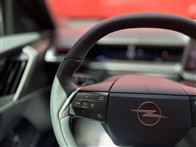 Opel Grandland e 157 kW 210 Hp Elektrik