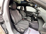 Peugeot 2008 1.2 PureTech GT EAT8