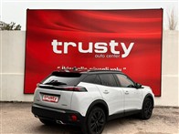 Peugeot 2008 1.2 PureTech GT EAT8