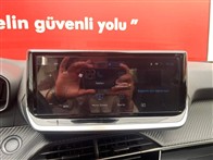 Peugeot 2008 1.2 PureTech GT EAT8