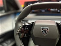 Peugeot 3008 1.2 PureTech Start-Stop Elegance Pack EAT6 130 Hp 