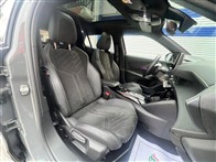 Peugeot e-2008 GT 115 KW