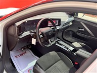 Opel Astra 1.2 Turbo GS AT8 130 PS