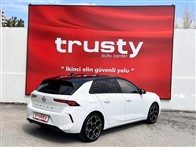 Opel Astra 1.2 Turbo GS AT8 130 PS