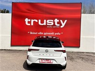 Opel Astra 1.2 Turbo GS AT8 130 PS