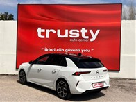 Opel Astra 1.2 Turbo GS AT8 130 PS