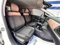 Citroen C3 1.2 PureTech Shine EAT6 112 Ps Hatchback