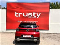 Citroen C3 1.2 PureTech Shine EAT6 112 Ps Hatchback