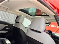 Citroen e-C4X e-C4 X Shine Bold 115 KW